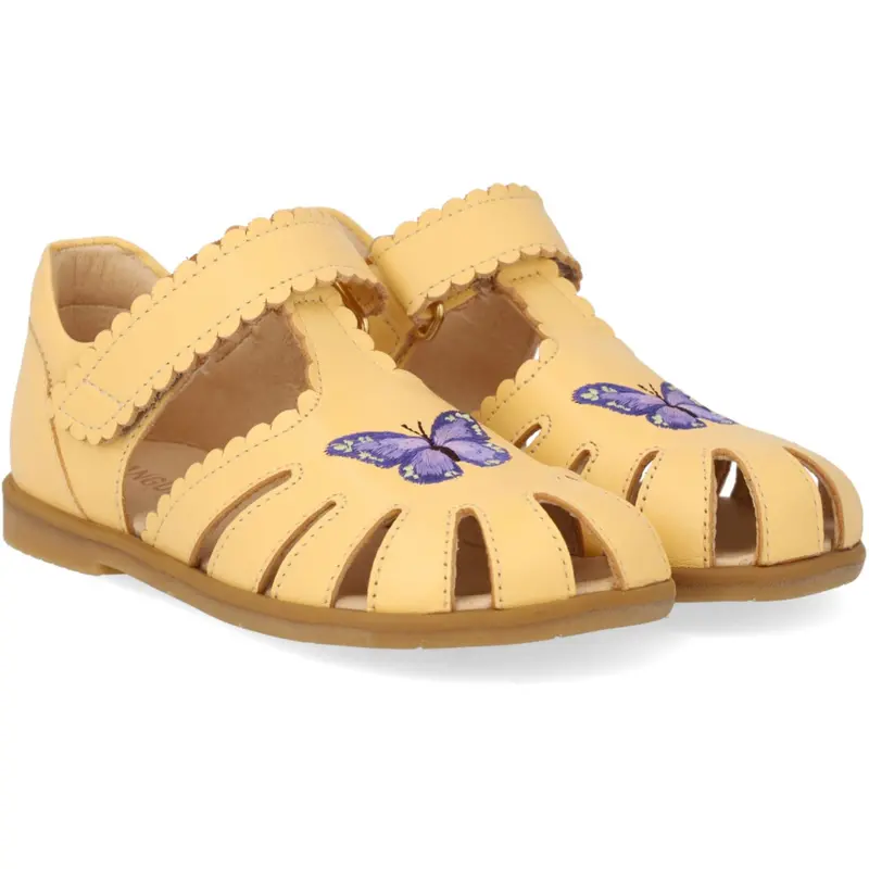 Angulus Mellow Yellow Sandal Med Lukket Tå Og Sommerfugl 1