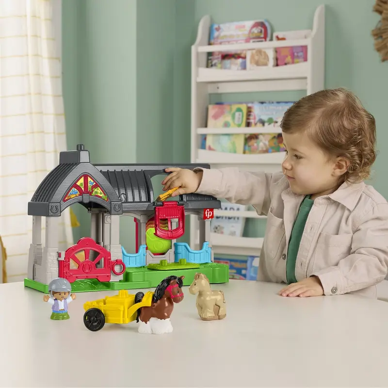 Fisher-Price® Little People Friendly Horse Stable 2
