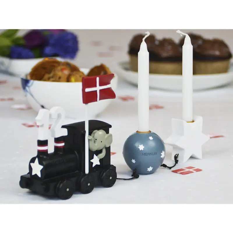 Kids By Friis Jomfruen Birthday Train M. Planet Og Stjerne 2