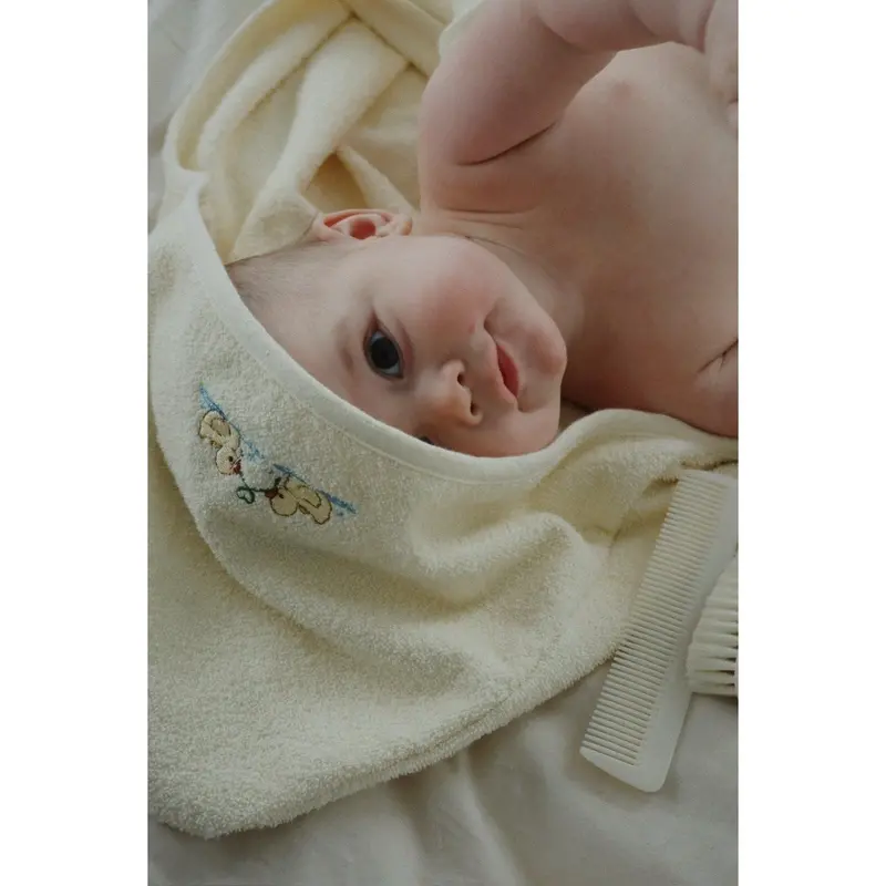 Konges Sløjd Antique White Figo Baby Towel Gots 1