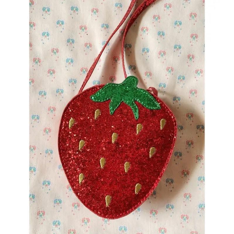 Konges Sløjd Barbados Cherry Tut Strawberry Shoulder Bag 2