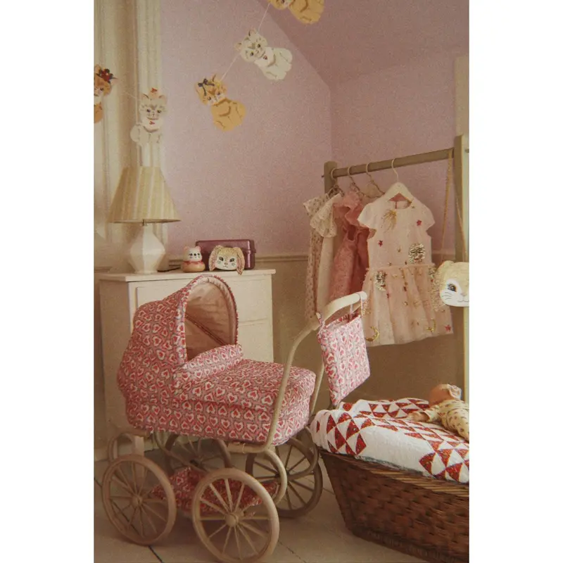 Konges Sløjd Felice Rose Minnie Doll Pram 2