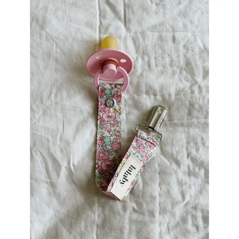 Lalaby Pacifier Clip Pink Betsy 1