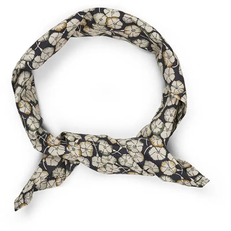 Lalaby Snowflower Eddie Scarf 1