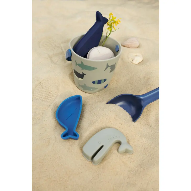Liewood Shark / Dove Blue Gilma Shark Beach Set 2