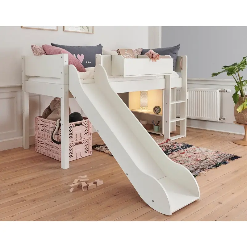 Manis-H Vilde Halvhøj Bed With Skråstige 1