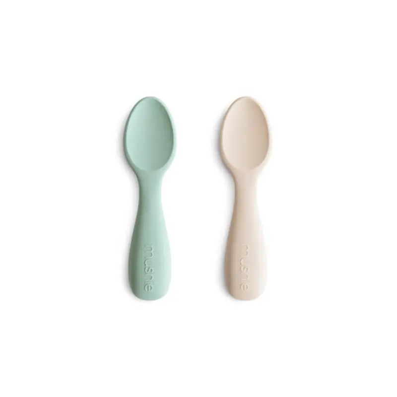 Mushie Cambridge Blue/Shifting Sand Toddler Starter Spoons 2-Pack 1