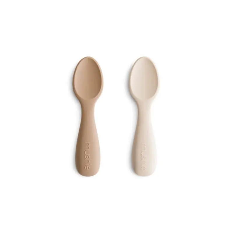 Mushie Natural/Shifting Sand Toddler Starter Spoons 2-Pack 1