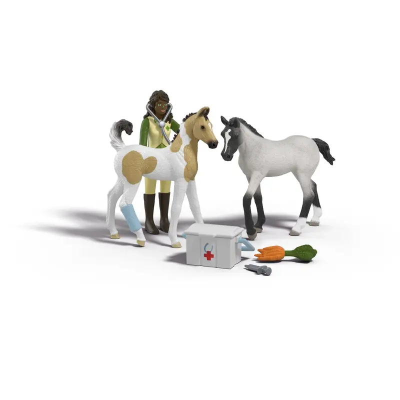 Schleich Sarahs First Aid Kit 1