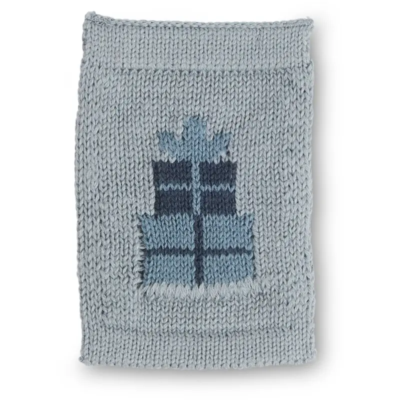 Smallstuff Blue Knitted Flag Birthsday Presents 1