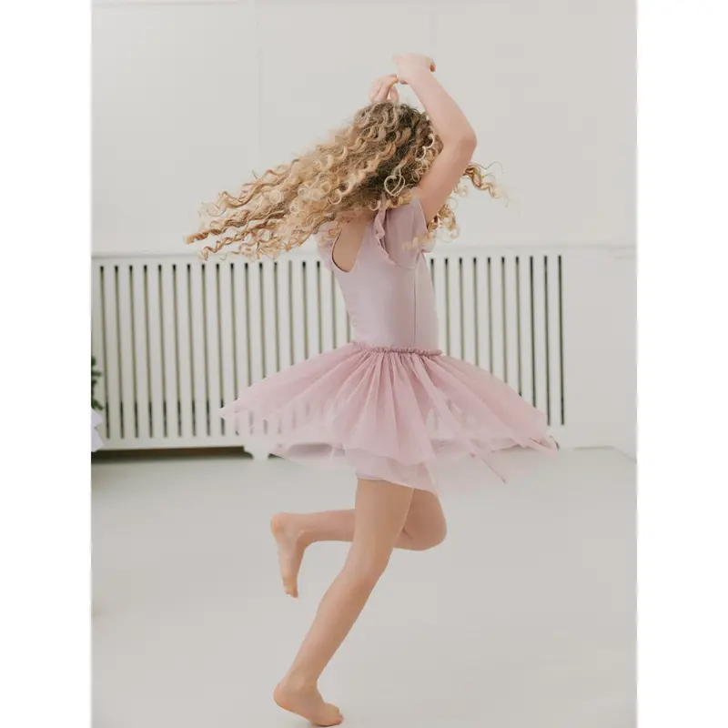 Sofie Schnoor X Luksusbaby Light Rose Estelle Gymsuit 2