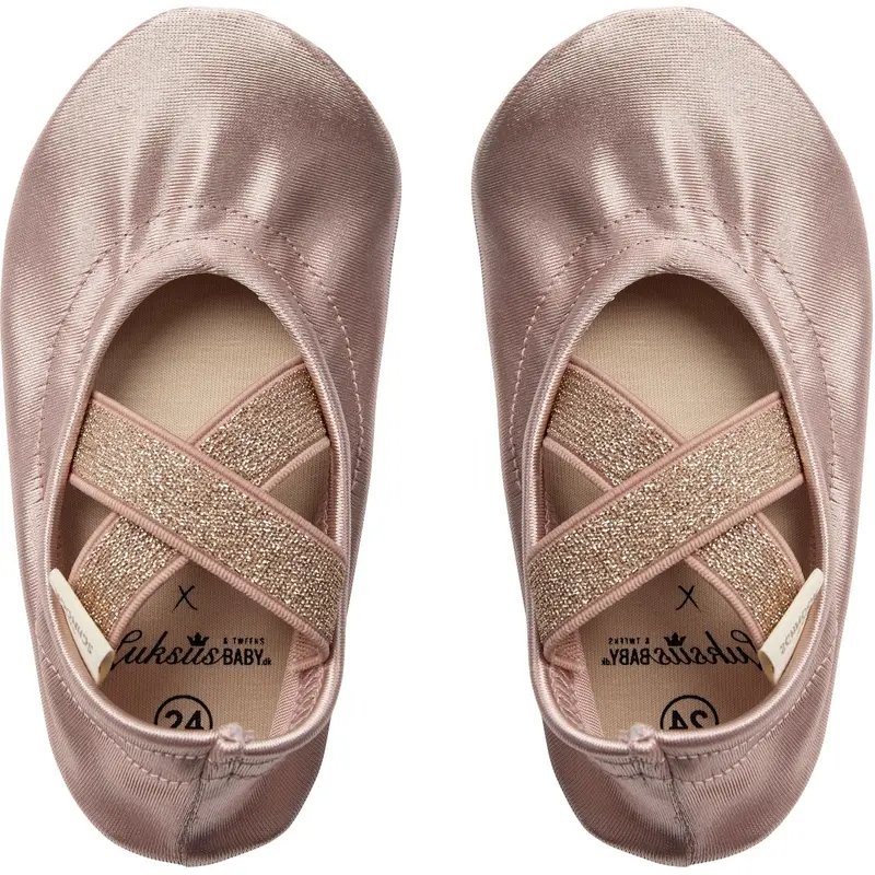 Sofie Schnoor X Luksusbaby Soft Rose Gym Shoe 1