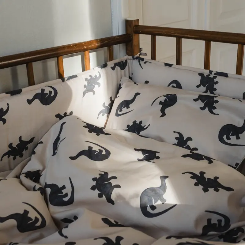 That's Mine Mono Dino Lotus Bed Bumper 2