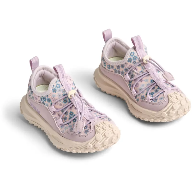 Wheat Powder Blue Flowers Sneaker Billie 1