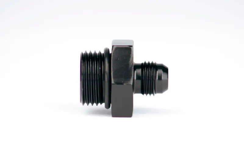 Aeromotive 15609 An-10 O-Ring Boss To An-06 Male Flare Reducer Fitting 1